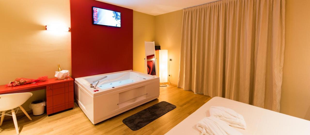 Sweet Motel Verdello Ngoại thất bức ảnh